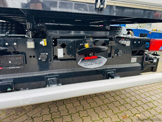 LKW mit Pritsche (offen) MAN TGS 35.520 8x2 Hydrodrive 8x4. Fassi F805 techno