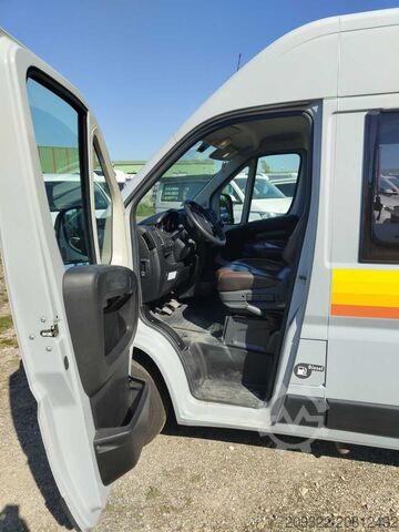 Wohnwagen/Wohnmobil Fiat Weinsberg Carabus 600 K | 4 Posti Letto | Completamente Attrezzato