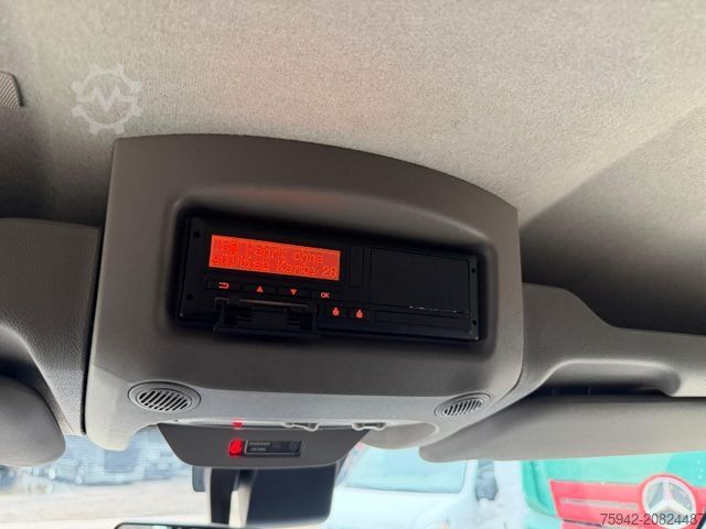 Transporter mit Koffer RENAULT Master Koffer*LBW*TEMPOMAT*KLIMA*KAMERA*