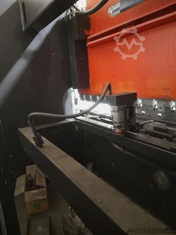 Press brake Amada Promecan HFBO 125/40