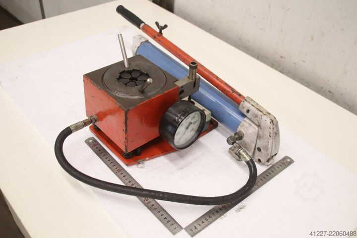 Hydraulic hose press Aeroquip SQM 40 Ø 14 bis 35 mm