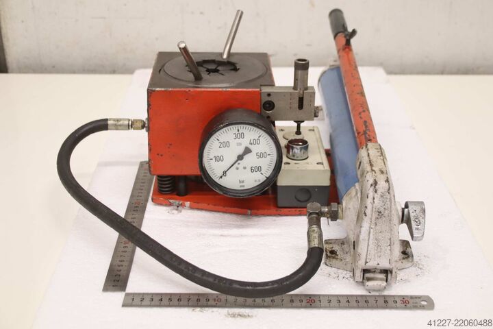 Hydraulic hose press Aeroquip SQM 40 Ø 14 bis 35 mm