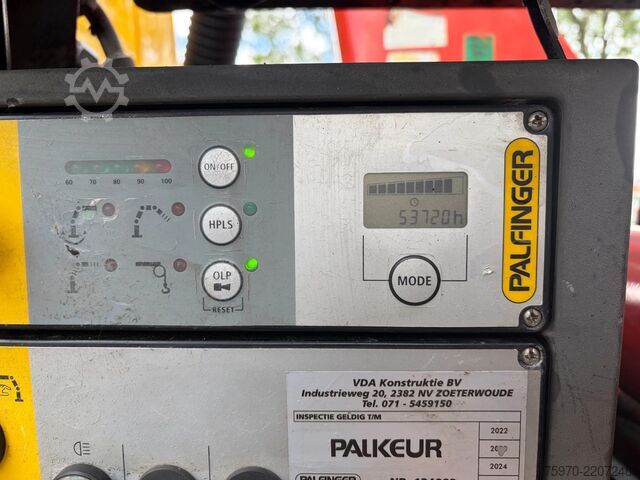 Crane truck DAF CF 75.250 PALFINGER CRANE + HOOKLIFT  143.037km