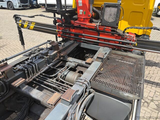 Crane truck DAF CF 75.250 PALFINGER CRANE + HOOKLIFT  143.037km