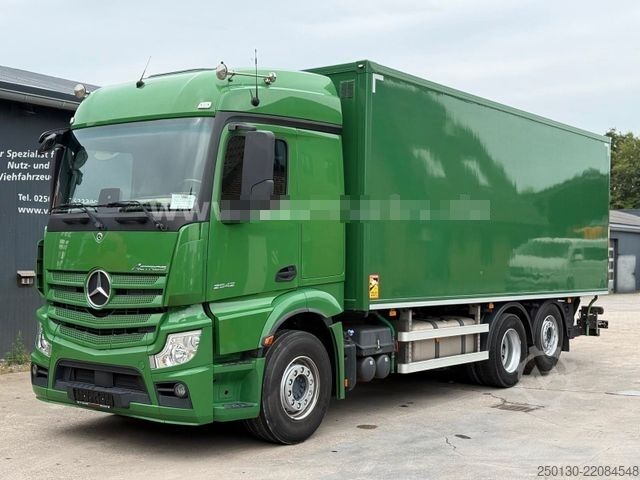 LKW mit Kofferaufbau MERCEDES-BENZ Actros 2542 6x2 LL Koffer+BÄR LBW/NLA /NAVI/KLIM