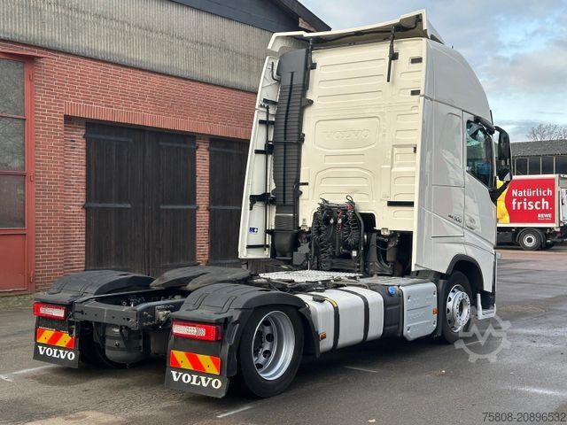 Volumen SZM VOLVO FH500 Lowdeck  2Tanks I-ParkCool Hubsatte