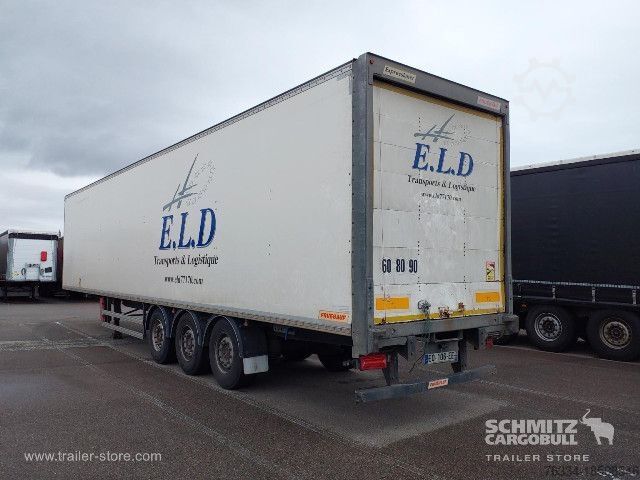 Box semitrailer Fruehauf Semitrailer Dryfreight Standard Porte relevante