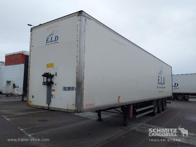 Box semitrailer Fruehauf Semitrailer Dryfreight Standard Porte relevante