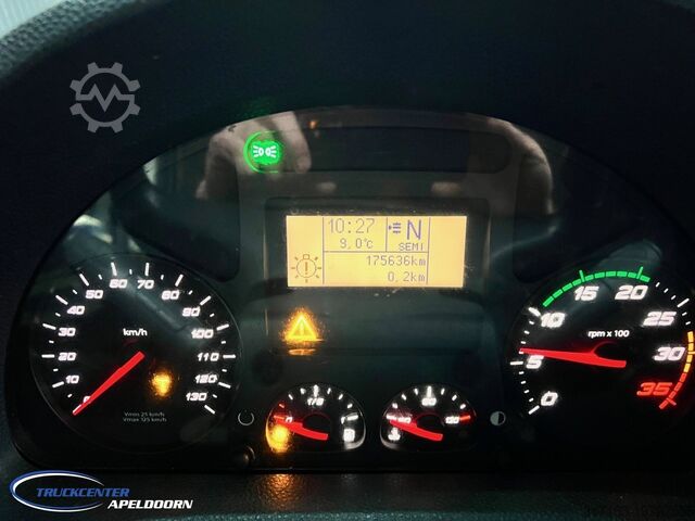 Koffer Iveco Eurocargo 150E28 175.650 km, AC, 3 Stoelen, 200...