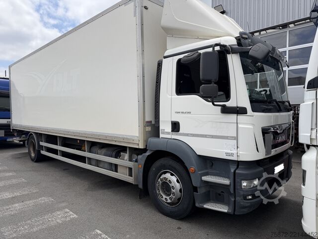 Box truck MAN TGM 19.290 19T EURO 6 FURGON