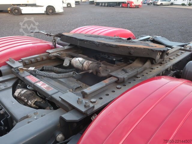 Standard tractor unit Scania S 500 Super 6x2/4 mit verstellbarer Sattelkupplung