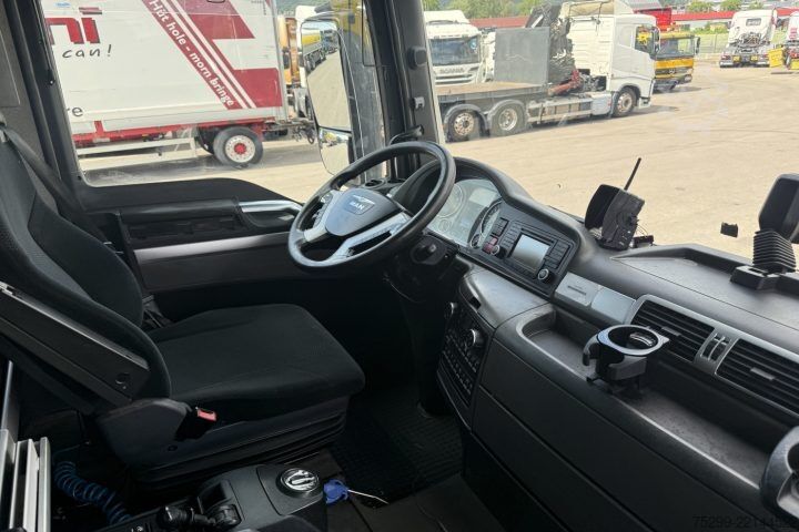 Special purpose truck MAN TGX 26.440 6x2 BDF/HB