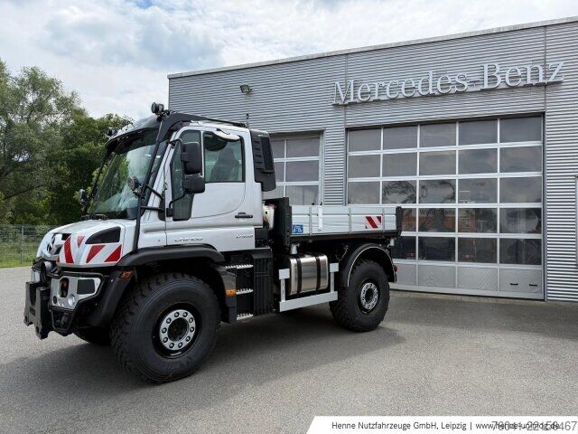 Sonstige Mercedes-Benz Unimog U535 4X4 3350
