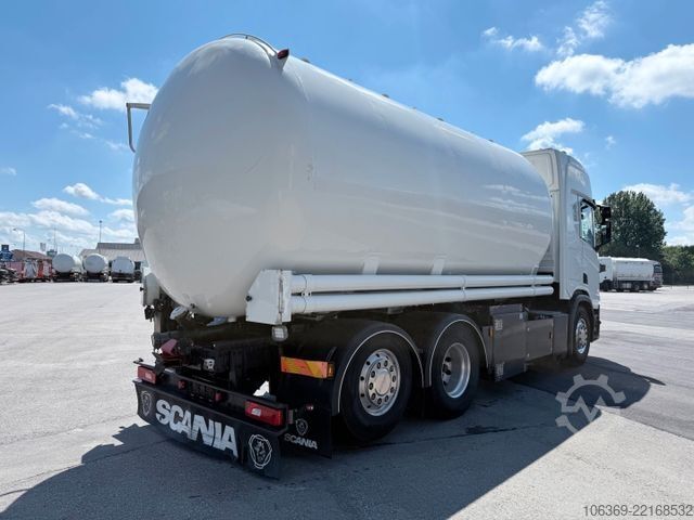 LKW mit Tankaufbau SCANIA R500 6x2 26 m3 Silo - Kompressor - Retarder