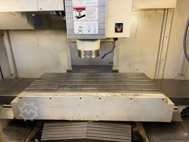 Vertical CNC machining center Quaser MV 154 PL/12