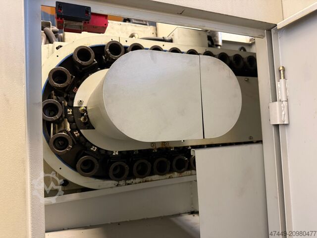 Vertical CNC machining center Quaser MV 154 PL/12