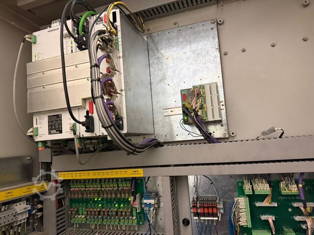 Vertical CNC machining center Quaser MV 154 PL/12