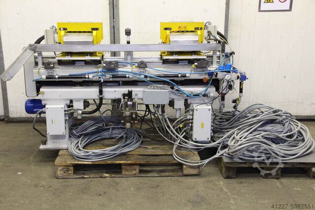 Hydraulic row punch Braun Verfahrweg 1000 mm
