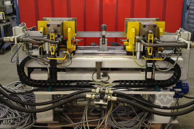 Hydraulic row punch Braun Verfahrweg 1000 mm