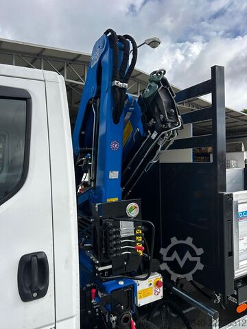 Kastenwagen mit Kipppritsche und Kran Iveco 60C18
