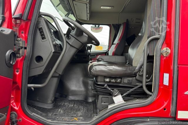 Kipper LKW VOLVO FMX-460 8x4 Dumper