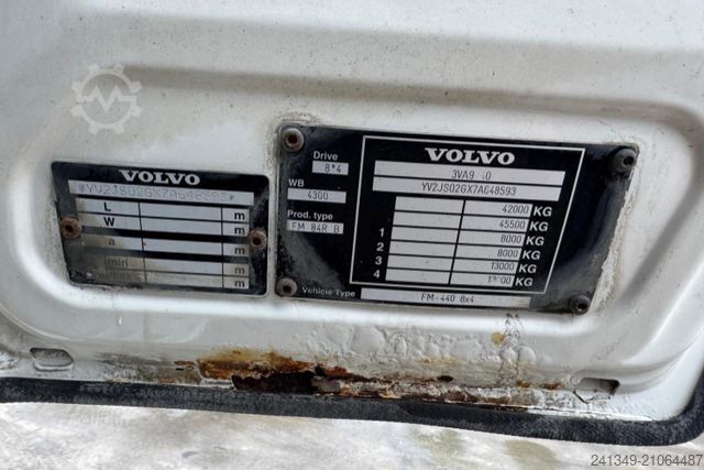 Betonmischer LKW VOLVO FM-440 8x4 Belloli 10m3