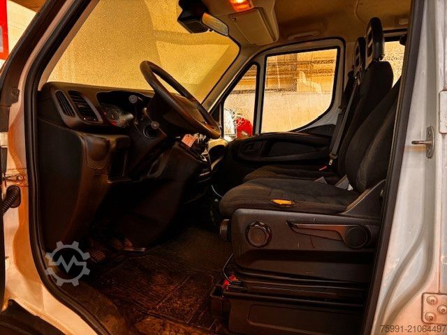 Pritschenwagen IVECO Daily Fahrgestell Doppelkabine 35 S ... Radstand