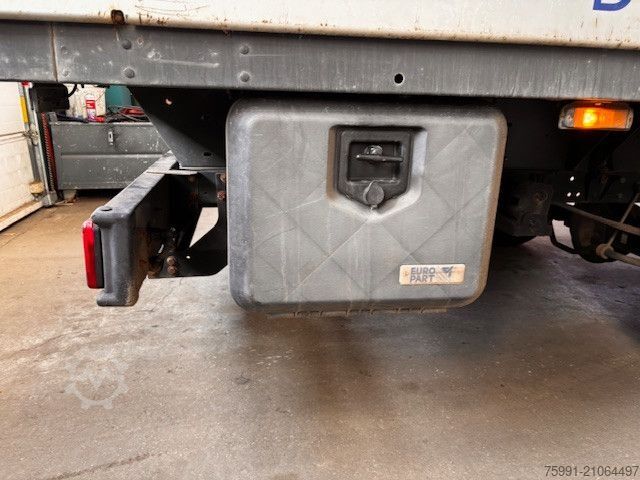 Pritschenwagen IVECO Daily Fahrgestell Doppelkabine 35 S ... Radstand