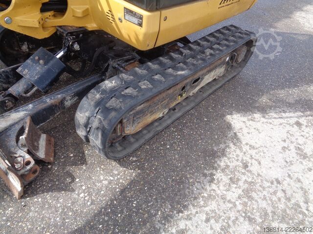Mini excavator CATERPILLAR 301.7D SW + Schaufel