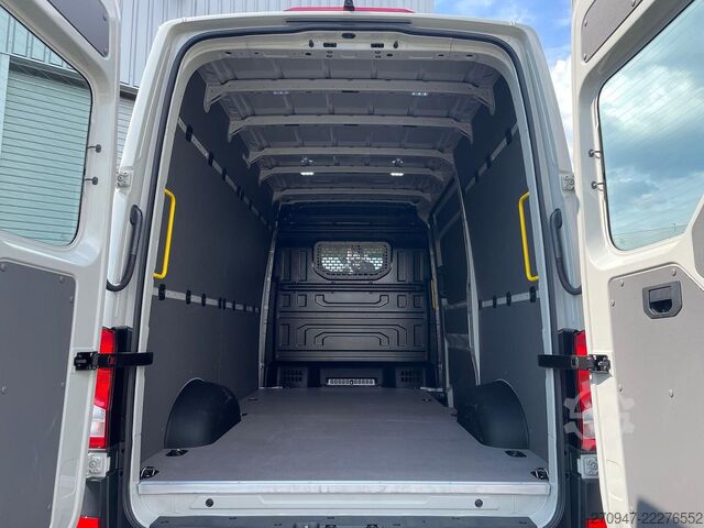 Kastenwagen hoch VOLKSWAGEN Crafter Kasten 35 L3H3 4M NAV LED ACC KAMERA PDC