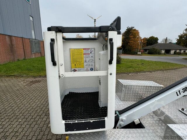 Lkw-Arbeitsbühne IVECO Daily 35S14 Hubarbeitsbühne Versalift 11,2 Meter
