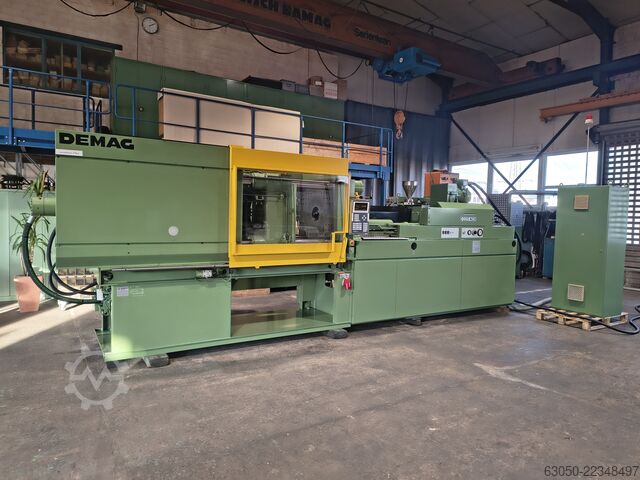 Injection molding machine DEMAG D325 – 1590 NC III