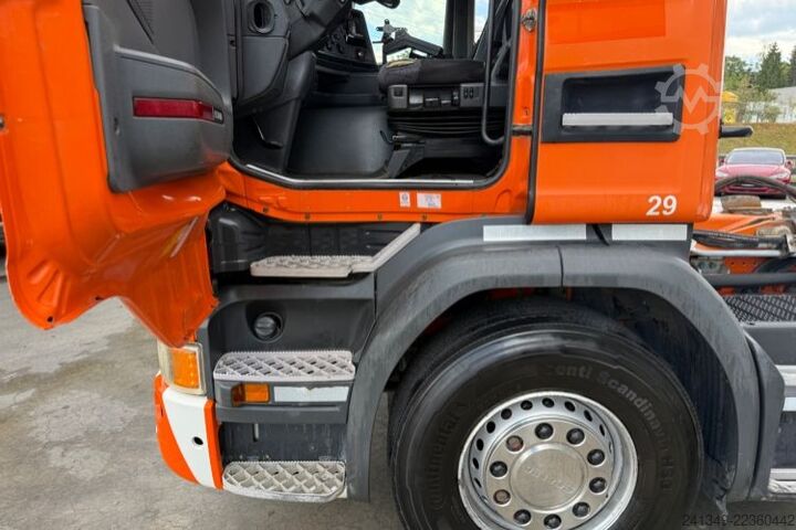 Abrollkipper SCANIA G490 8x2 Hiab 20T