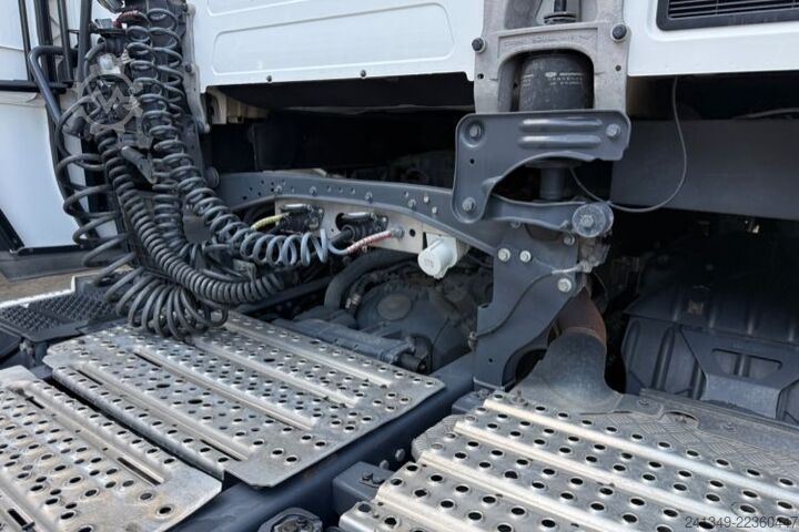 Standard SZM SCANIA S450 4x2