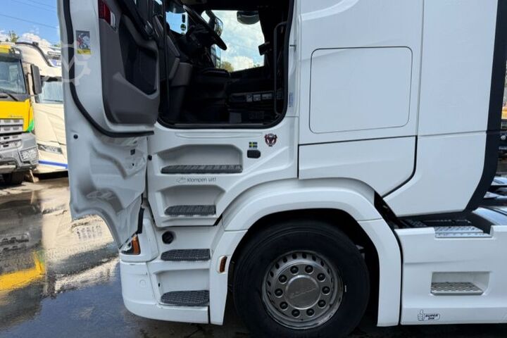 Standard SZM SCANIA S450 4x2