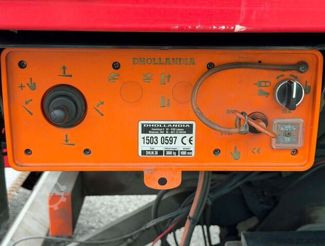 Box truck DAF CF 370 FAN HEIWO BAK DHOLLANDIA 3000 KG. ACHTERS