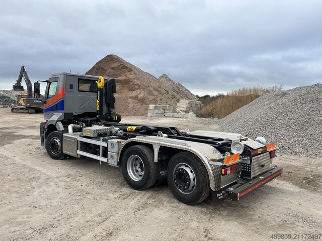 Containertransport / Hakenlift-System Ford F-line 6x2 Hyva Titan 20T Haakarmsysteem