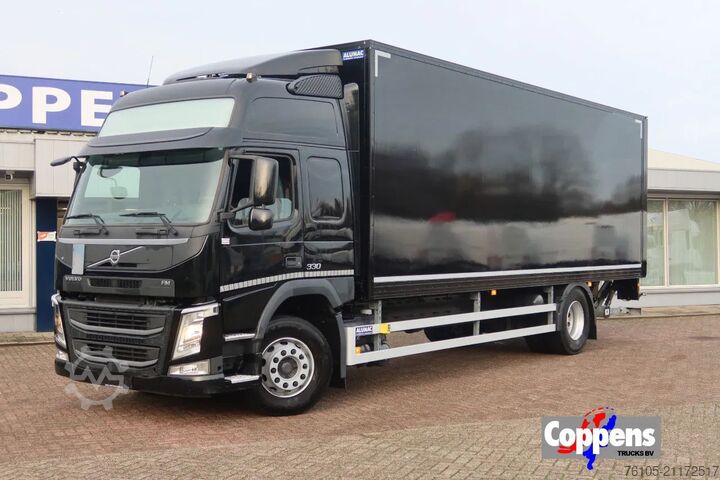 Koffer Volvo FM 330 Bakwagen + Laadklep DHollandia 2000 kg