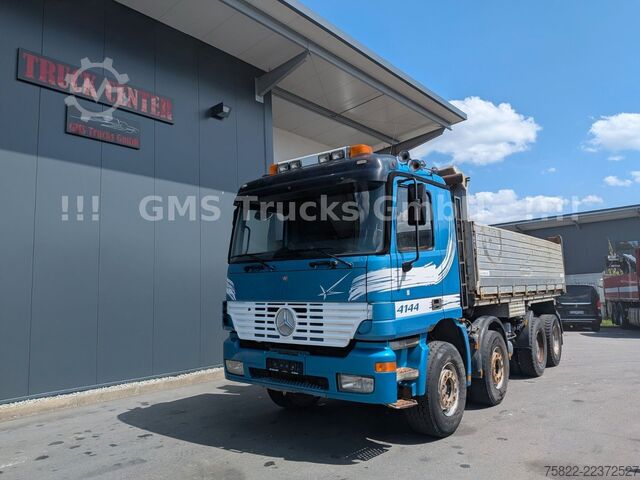 Three-sided tipper truck MERCEDES-BENZ Actros 4143 / V6 / Blatt - Blatt / Retarder