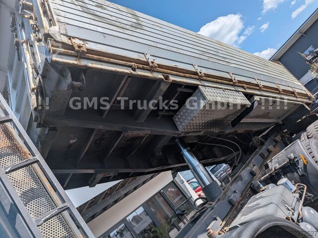 Three-sided tipper truck MERCEDES-BENZ Actros 4143 / V6 / Blatt - Blatt / Retarder