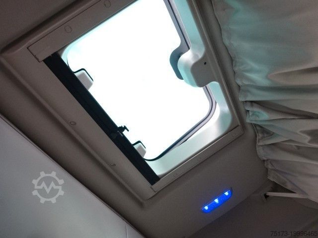 Standard tractor unit FORD F-Max LL Sattelzugmaschine Intarder