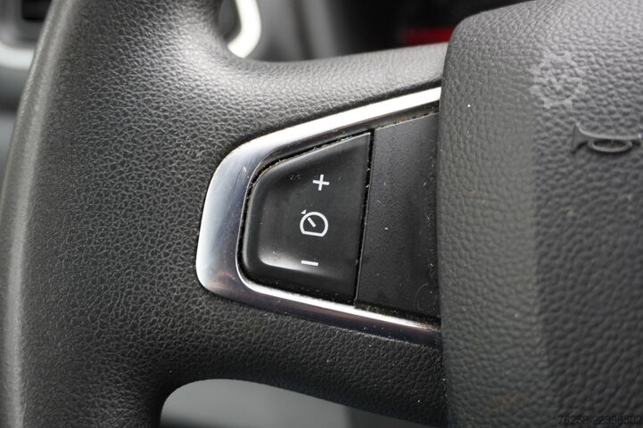 Delivery van Renault Master 2.3 dCi 150PK L2H2 - EURO 6 - Airco - Cr...