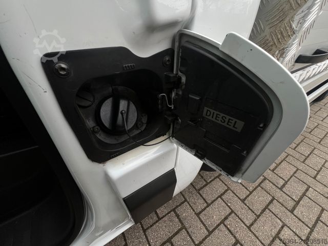 Pritschenwagen OPEL Movano 2.3 CdTi Pritsche Klima Navi Ahk Lkw 3,5t