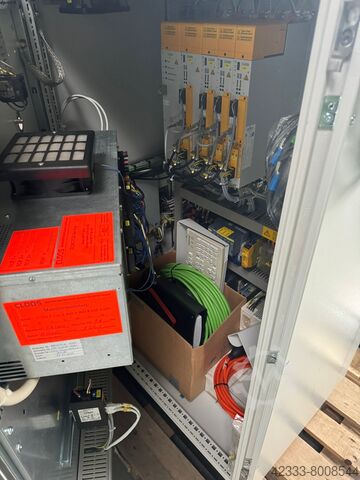 Schweissroboterzelle Z 4 mit QRC 300-QC2 Cloos 