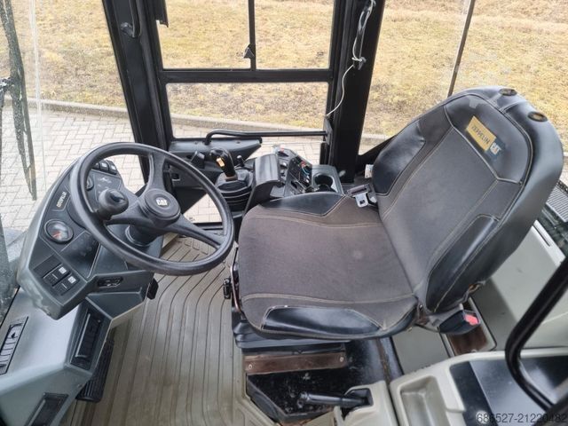 Radlader CATERPILLAR 906