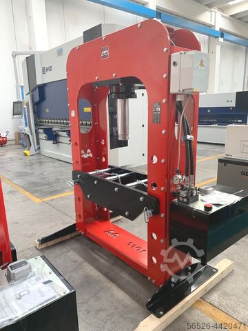 Straightening press AXA P110 MR 110 Ton