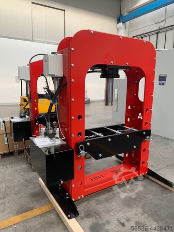 Straightening press AXA P110 MR 110 Ton