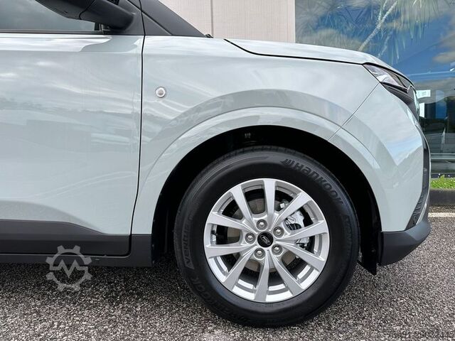 Panel van Ford Courier Tourneo  Autocarro 5 posti
