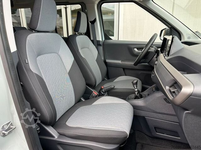 Panel van Ford Courier Tourneo  Autocarro 5 posti