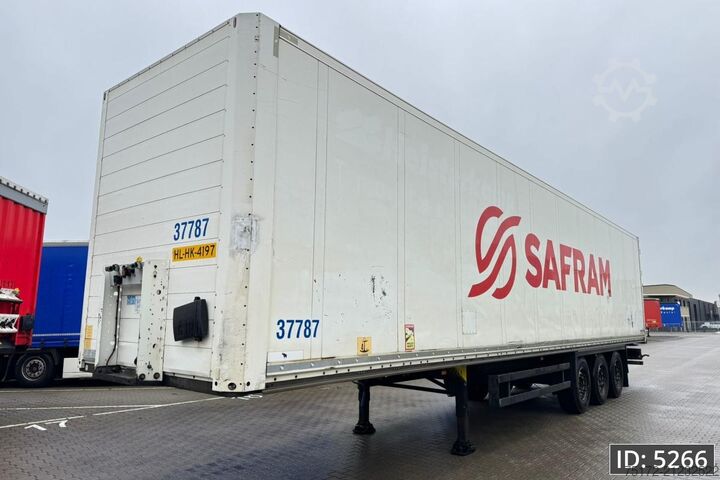 Suitcase Schmitz Cargobull SCB/S3B / Double stock / Disk brakes